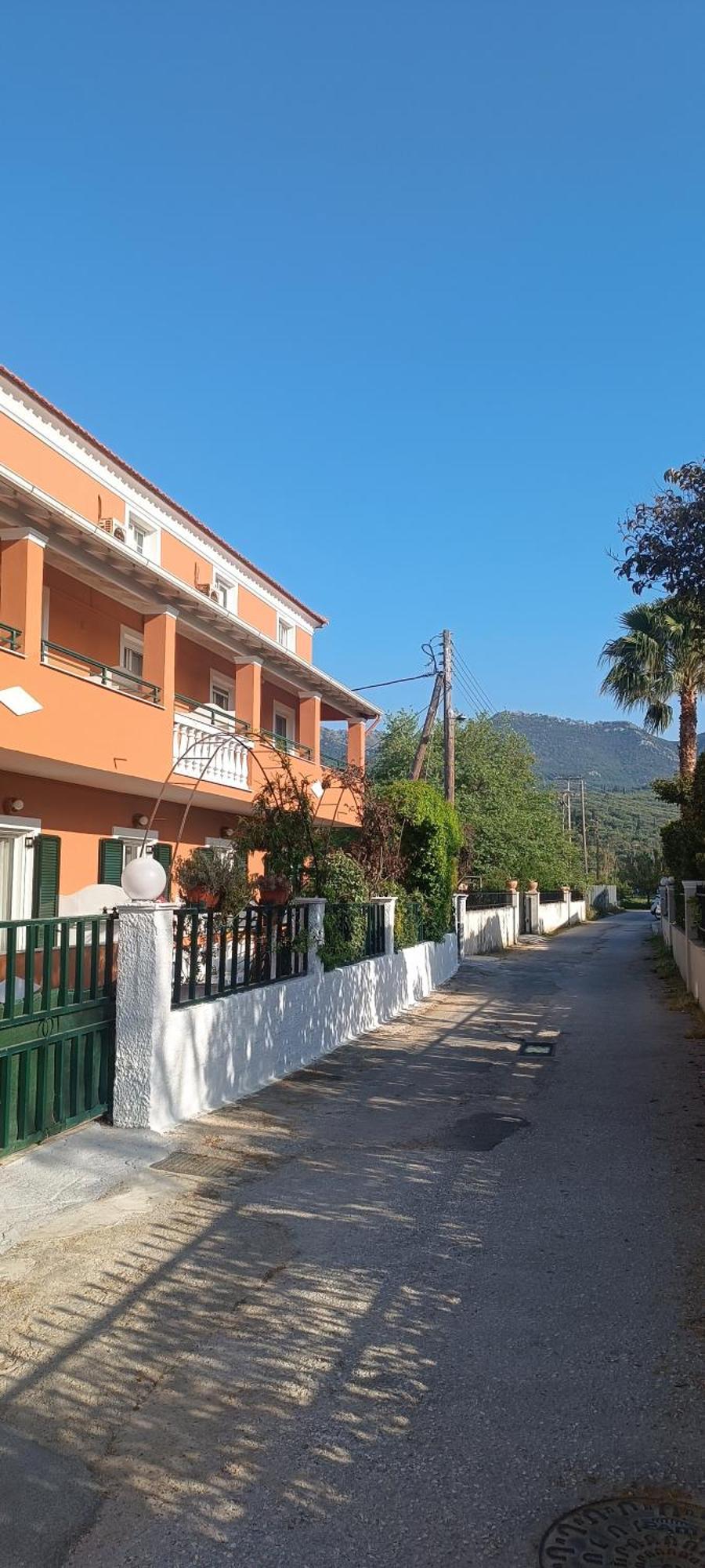 Alexandra'S Apartments Acharavi  Exterior photo